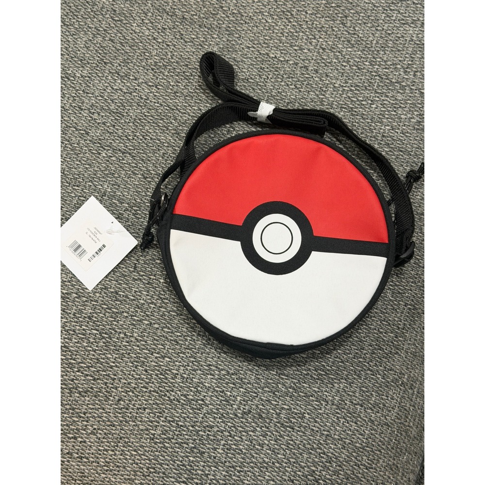 Eastpak x Pokemon Poke Ball Crossbody Bag Red White Black JS0A85M7 2L Circle Bag
